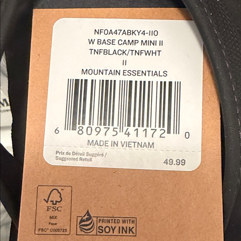 The North Face - NWT - Black Flip Flops - Picture 5 of 5